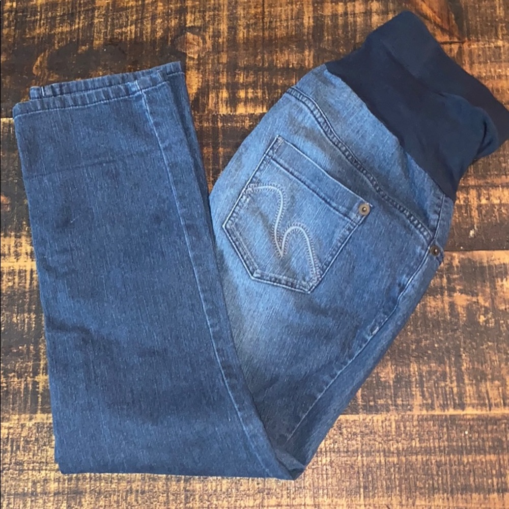 Maternity jeans size M